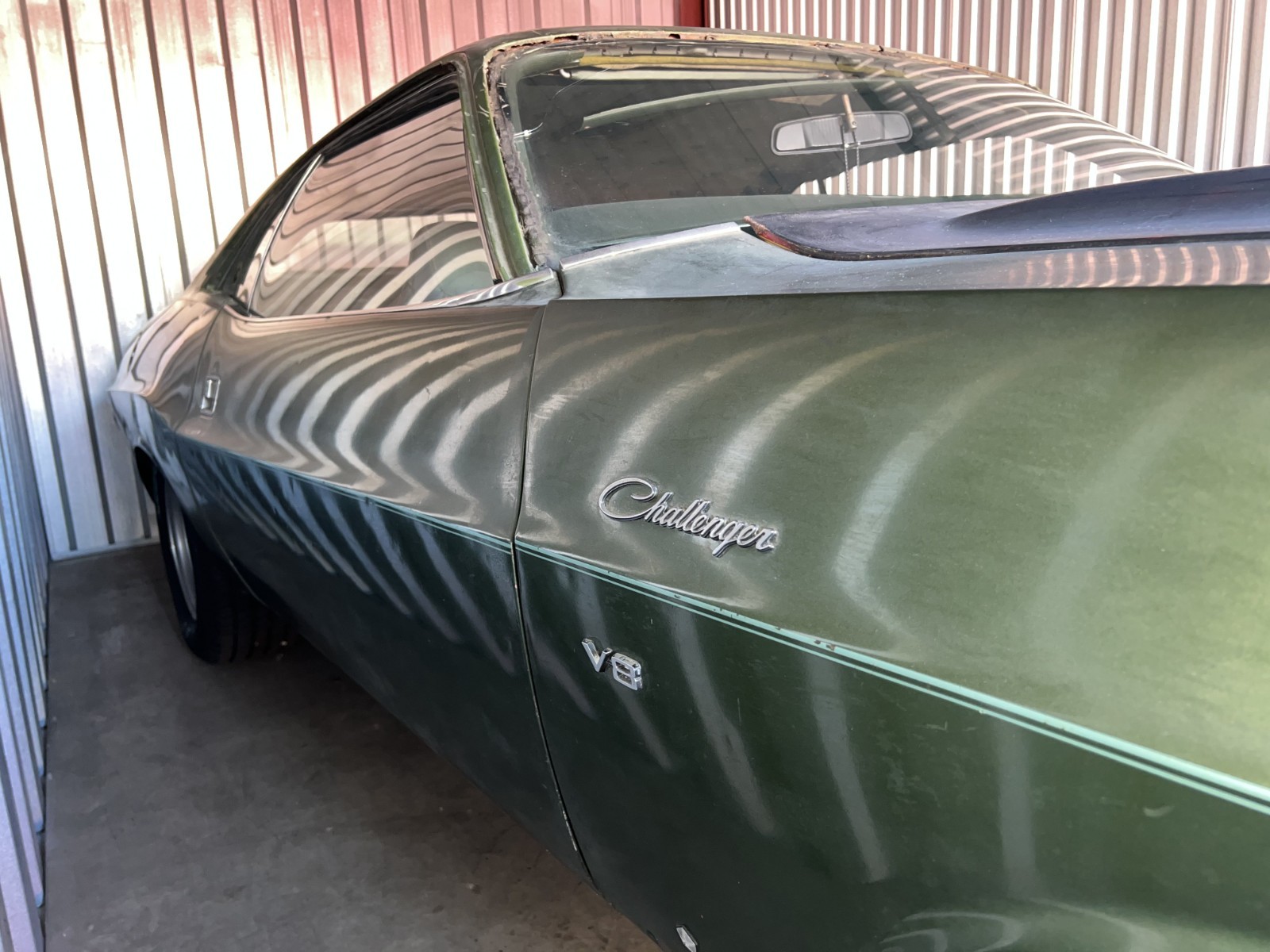 Dodge-Challenger-1970-Coupe-16