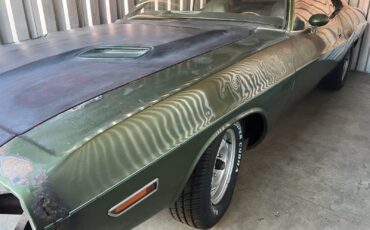 Dodge-Challenger-1970-Coupe-2