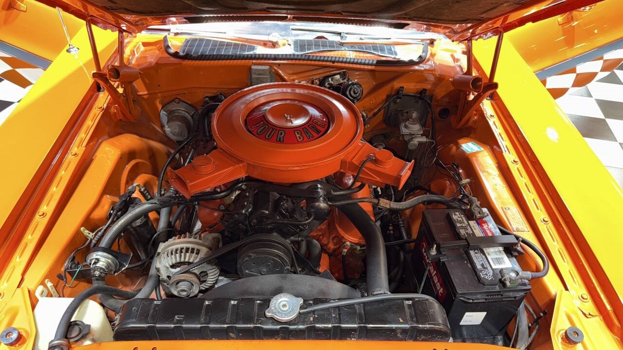 Dodge-Challenger-1970-Coupe-4