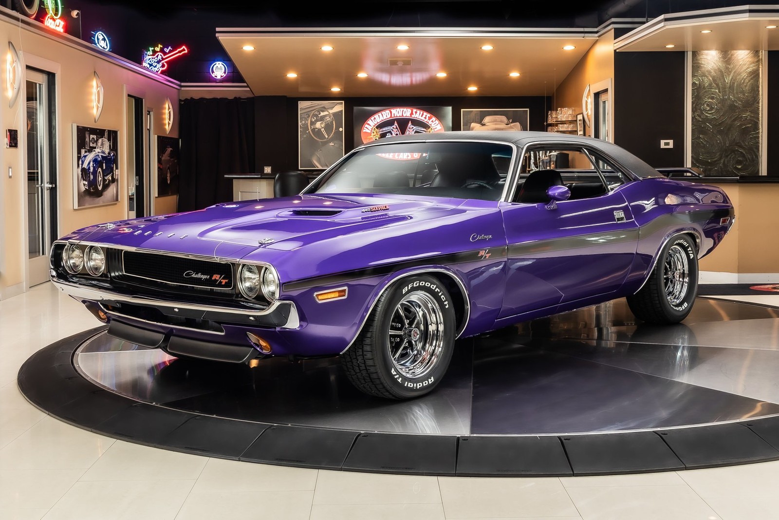 Dodge-Challenger-1970-Coupe