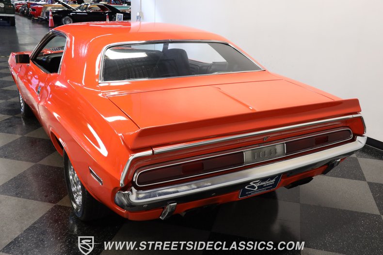 Dodge-Challenger-1970-Vitamin-C-Black-15