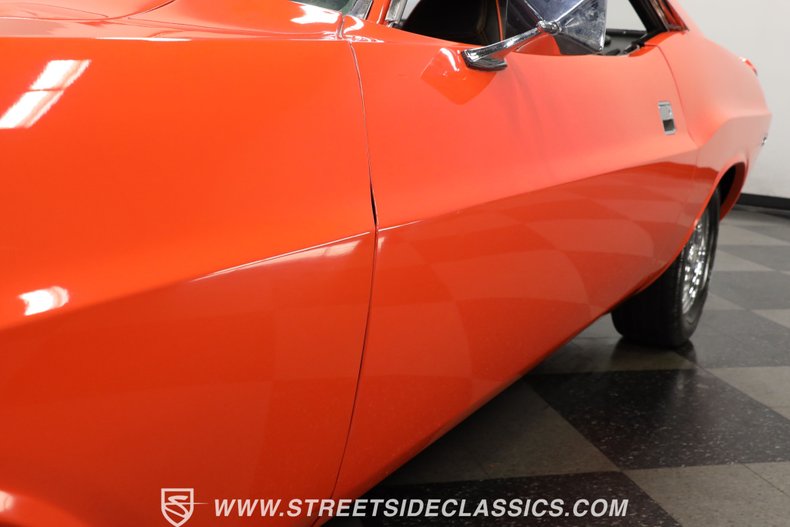 Dodge-Challenger-1970-Vitamin-C-Black-21