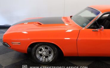 Dodge-Challenger-1970-Vitamin-C-Black-22
