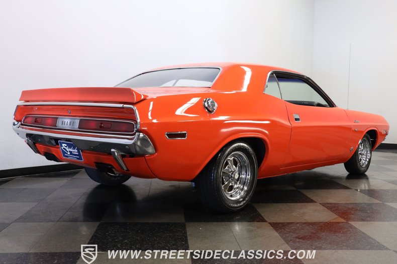 Dodge-Challenger-1970-Vitamin-C-Black-25