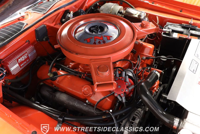 Dodge-Challenger-1970-Vitamin-C-Black-35