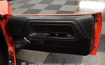 Dodge-Challenger-1970-Vitamin-C-Black-40