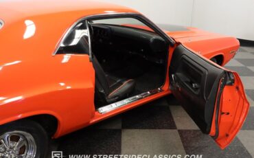 Dodge-Challenger-1970-Vitamin-C-Black-41