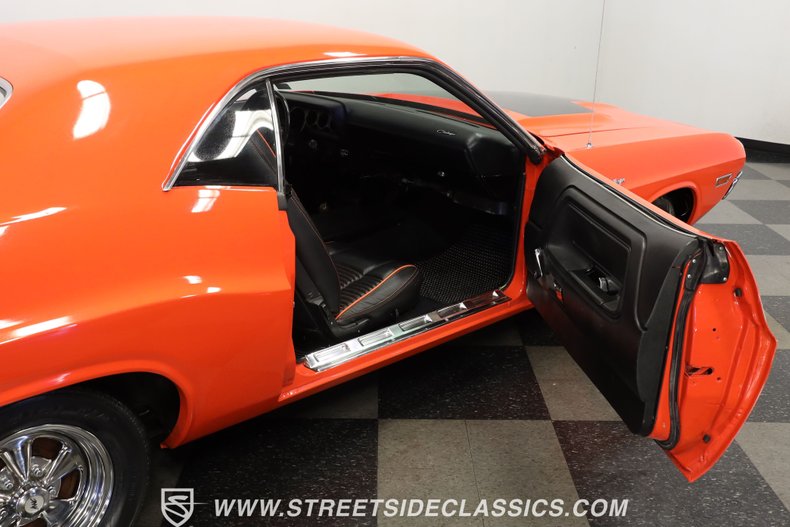 Dodge-Challenger-1970-Vitamin-C-Black-41