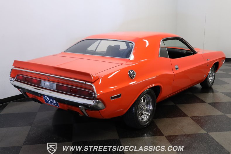 Dodge-Challenger-1970-Vitamin-C-Black-42