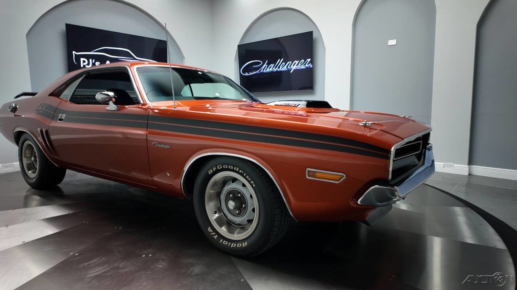 Dodge-Challenger-1971-18