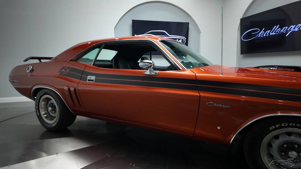 Dodge-Challenger-1971-20
