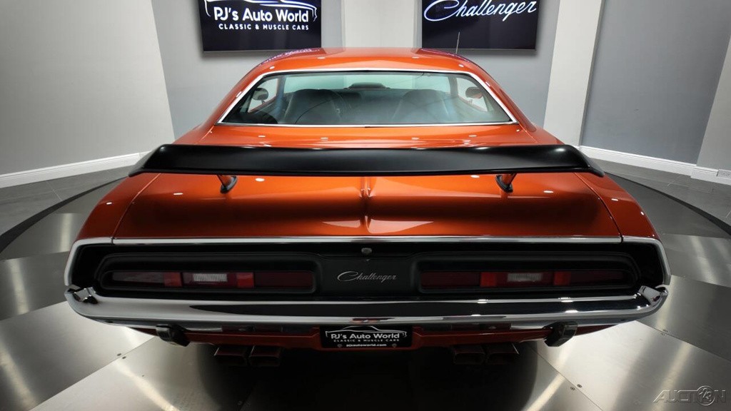 Dodge-Challenger-1971-22