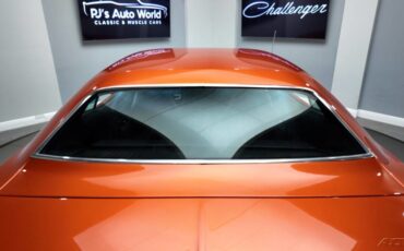 Dodge-Challenger-1971-23