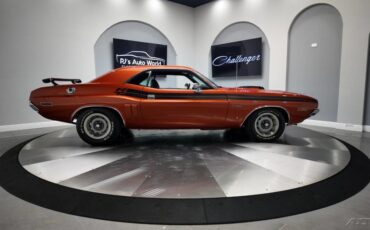 Dodge-Challenger-1971-4