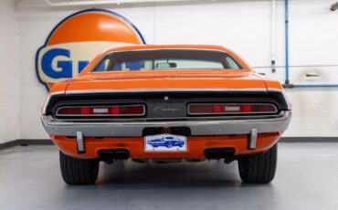 Dodge-Challenger-1971-Coupe-39