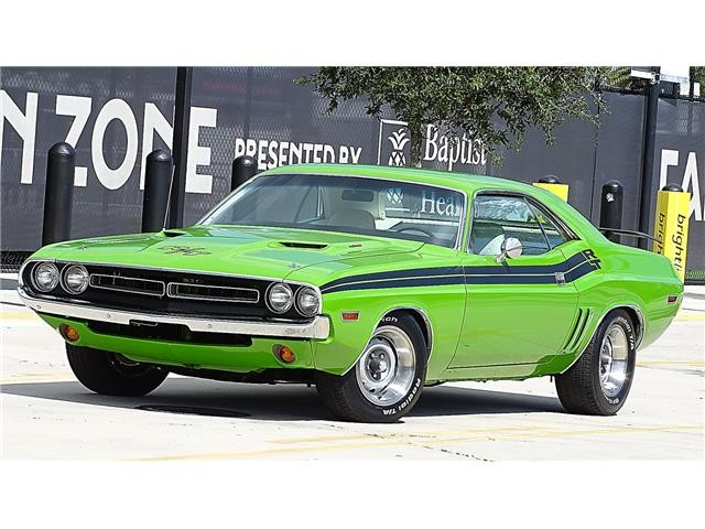 Dodge Challenger 1971 TWO DOOR COUPE