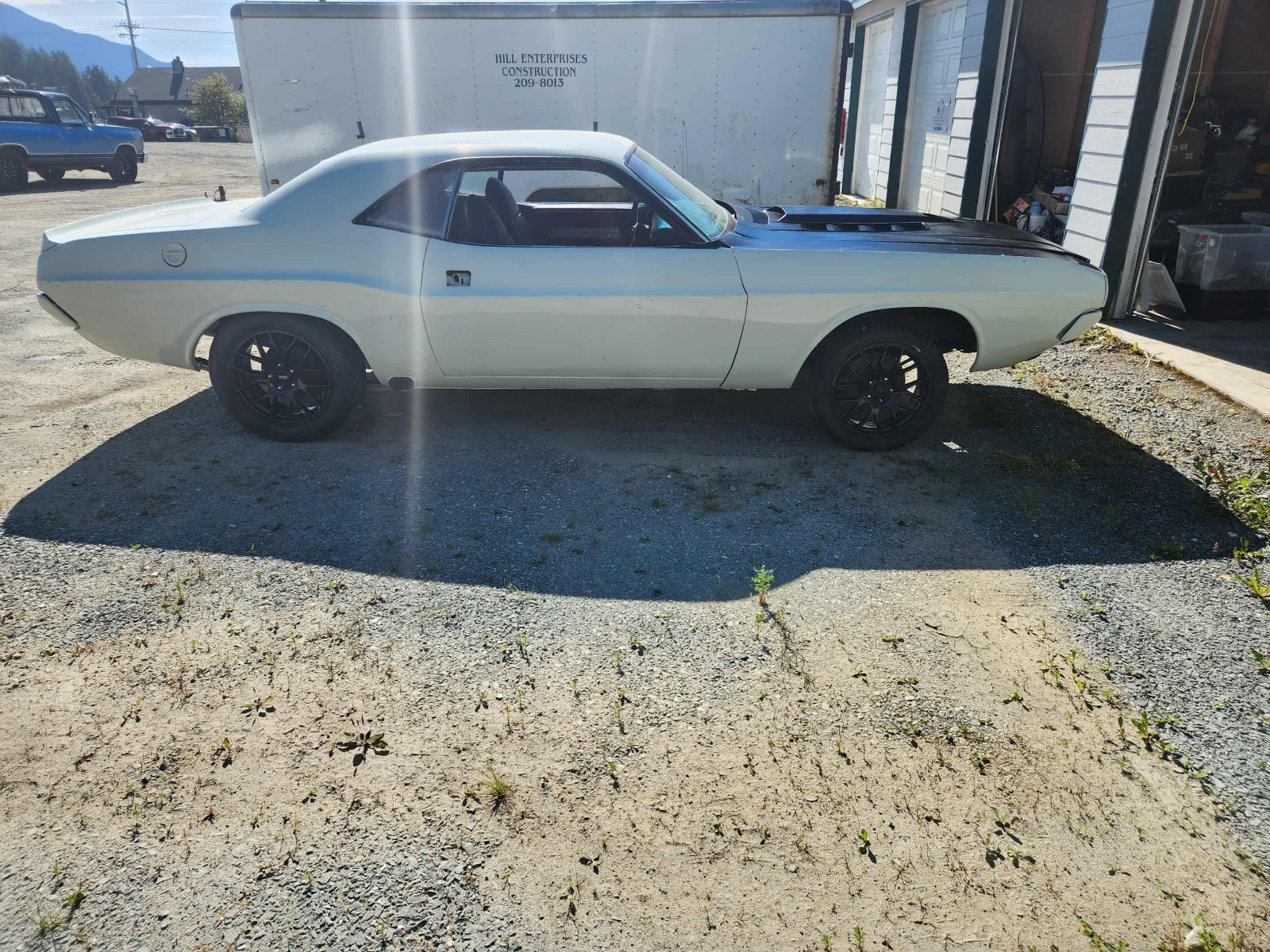 Dodge-Challenger-1972-Coupe-2