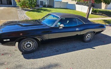 Dodge-Challenger-1973-Coupe-1