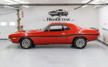 Dodge-Challenger-1973-Coupe-13