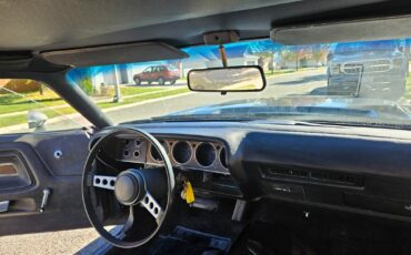 Dodge-Challenger-1973-Coupe-17