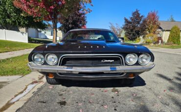 Dodge-Challenger-1973-Coupe-21