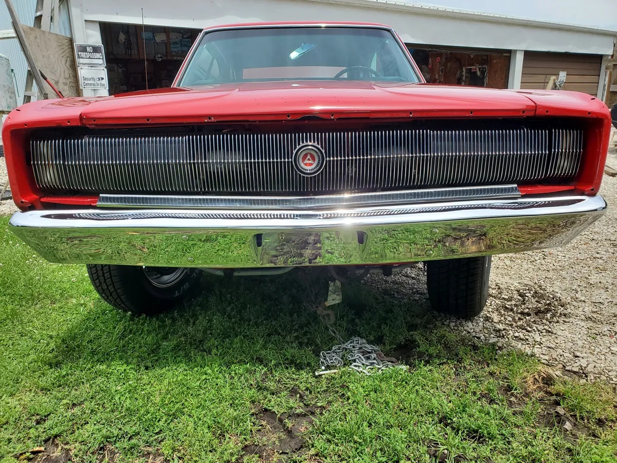 Dodge-Charger-1967-Bright-Red-Black-10