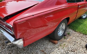 Dodge-Charger-1967-Bright-Red-Black-4