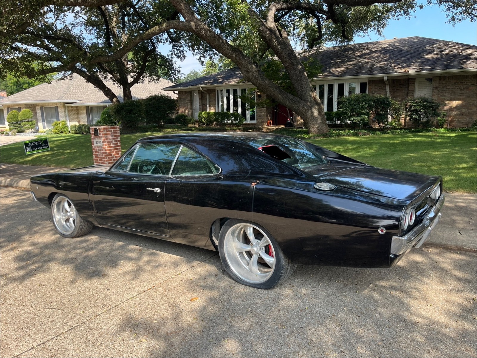 Dodge-Charger-1968-13