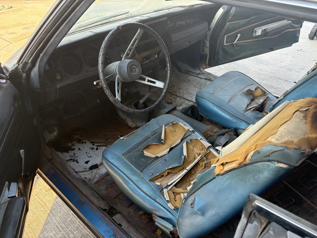 Dodge-Charger-1968-17