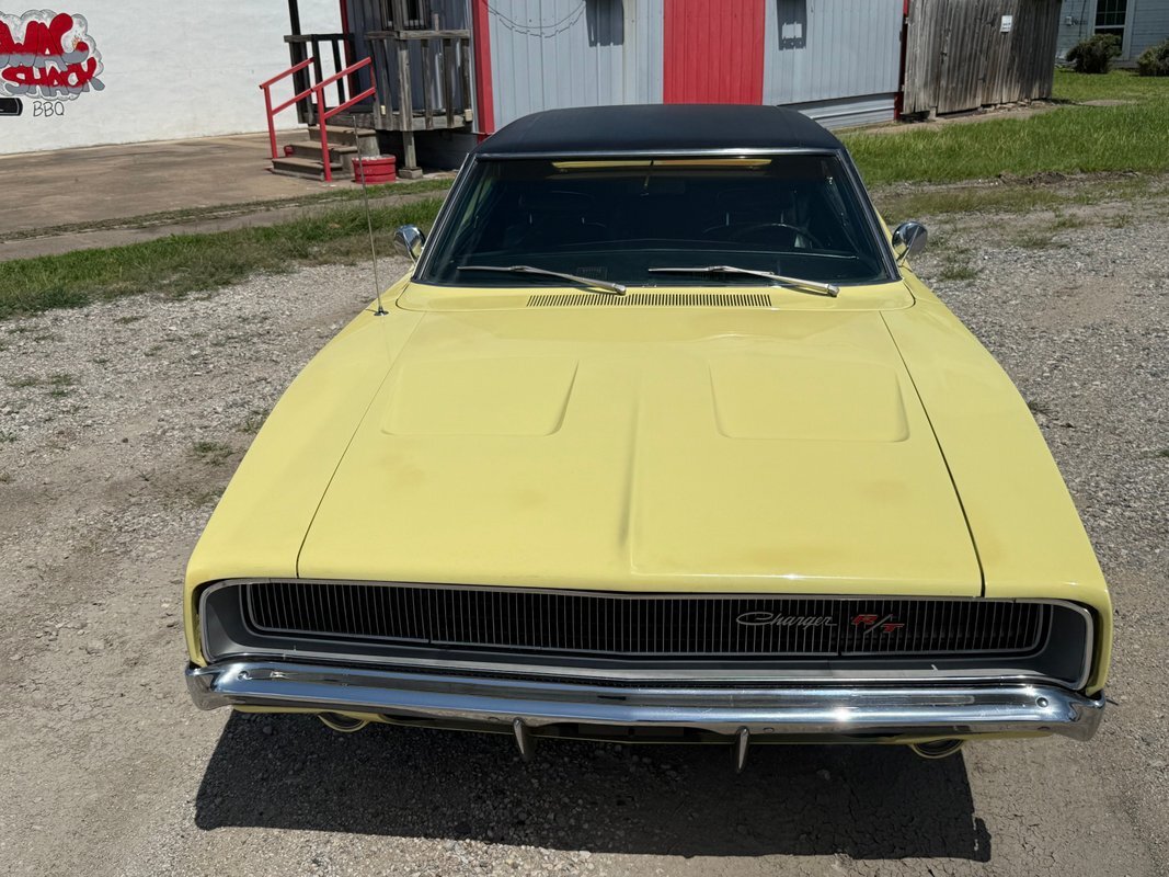 Dodge-Charger-1968-7