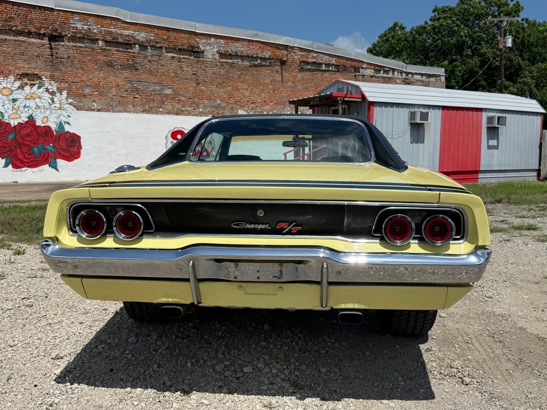 Dodge-Charger-1968-8