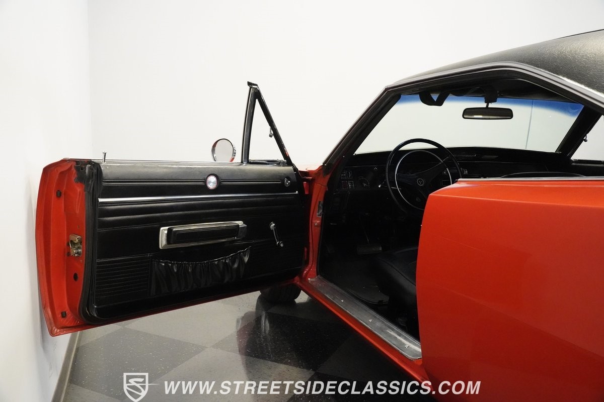 Dodge-Charger-1968-Hardtop-36