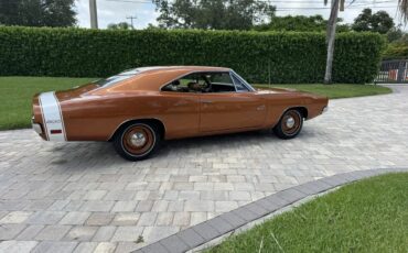 Dodge-Charger-1969-T5-Bronze-Saddle-2