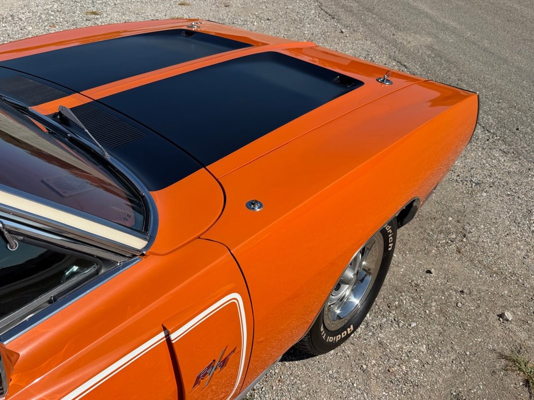 Dodge-Charger-1970-10