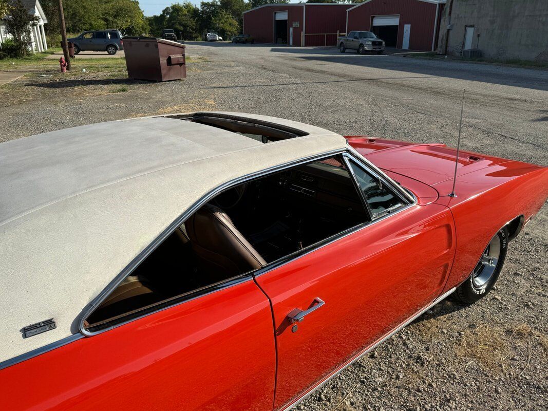 Dodge-Charger-1970-24