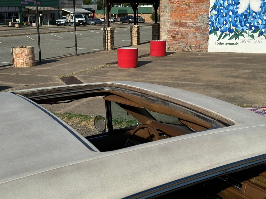 Dodge-Charger-1970-6