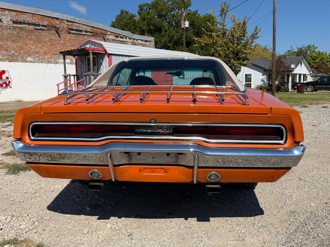 Dodge-Charger-1970-8