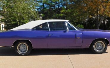 Dodge-Charger-1970-HARD-TOP-2
