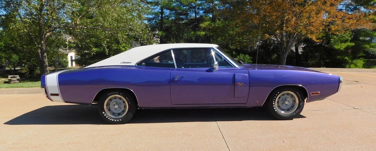 Dodge-Charger-1970-HARD-TOP-2