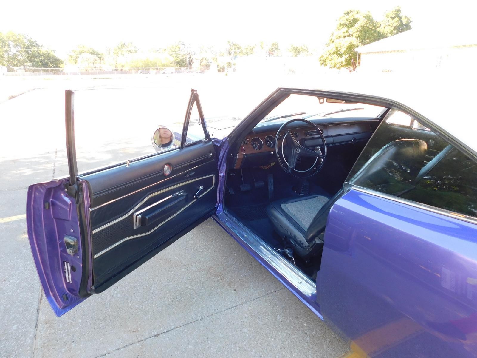 Dodge-Charger-1970-HARD-TOP-21