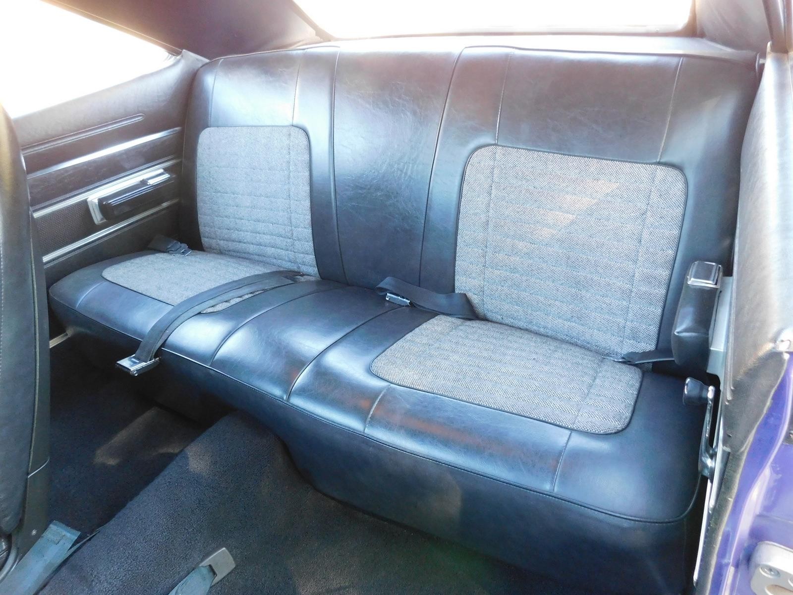 Dodge-Charger-1970-HARD-TOP-24