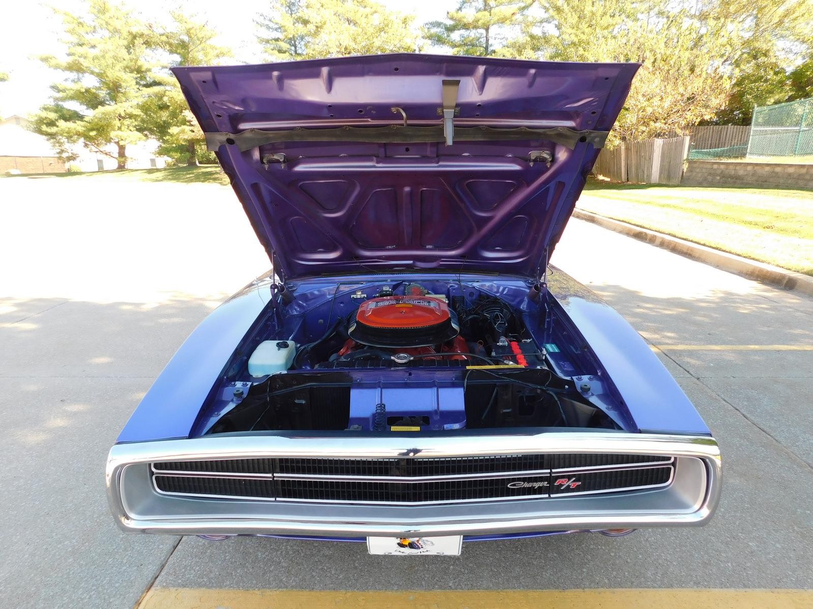 Dodge-Charger-1970-HARD-TOP-26