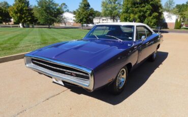 Dodge-Charger-1970-HARD-TOP