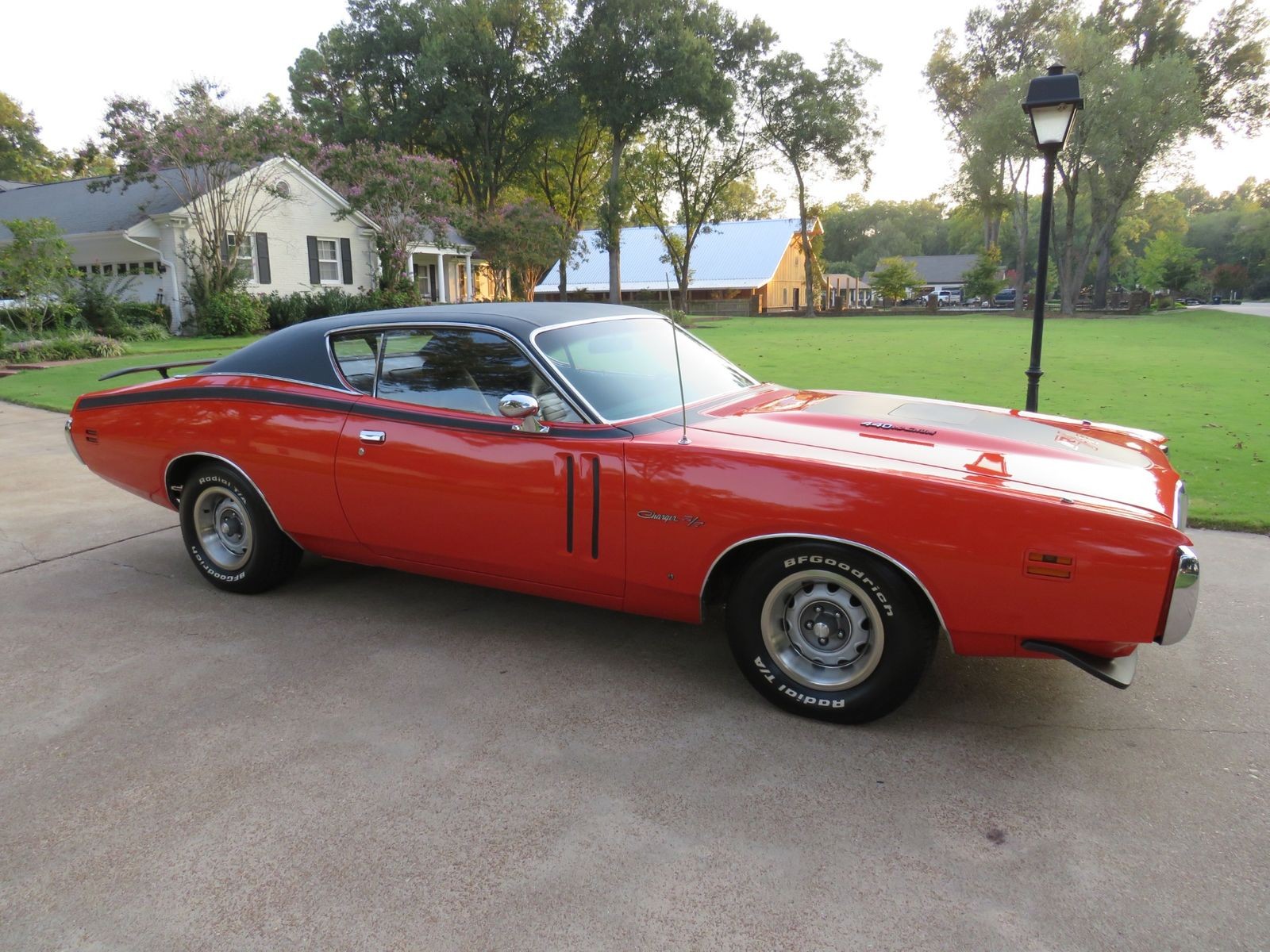Dodge-Charger-1971-Coupe-1