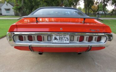 Dodge-Charger-1971-Coupe-10