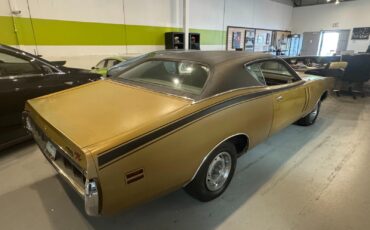 Dodge-Charger-1971-Coupe-2