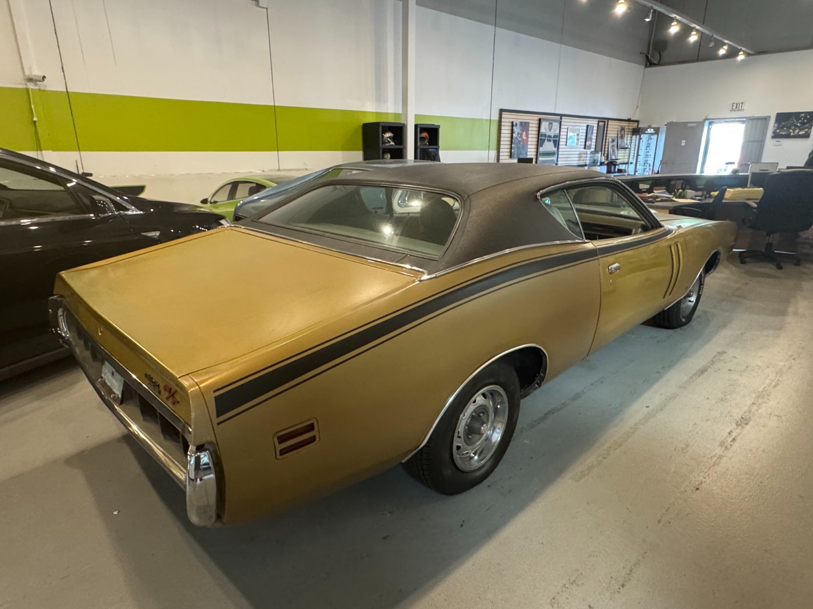 Dodge-Charger-1971-Coupe-2