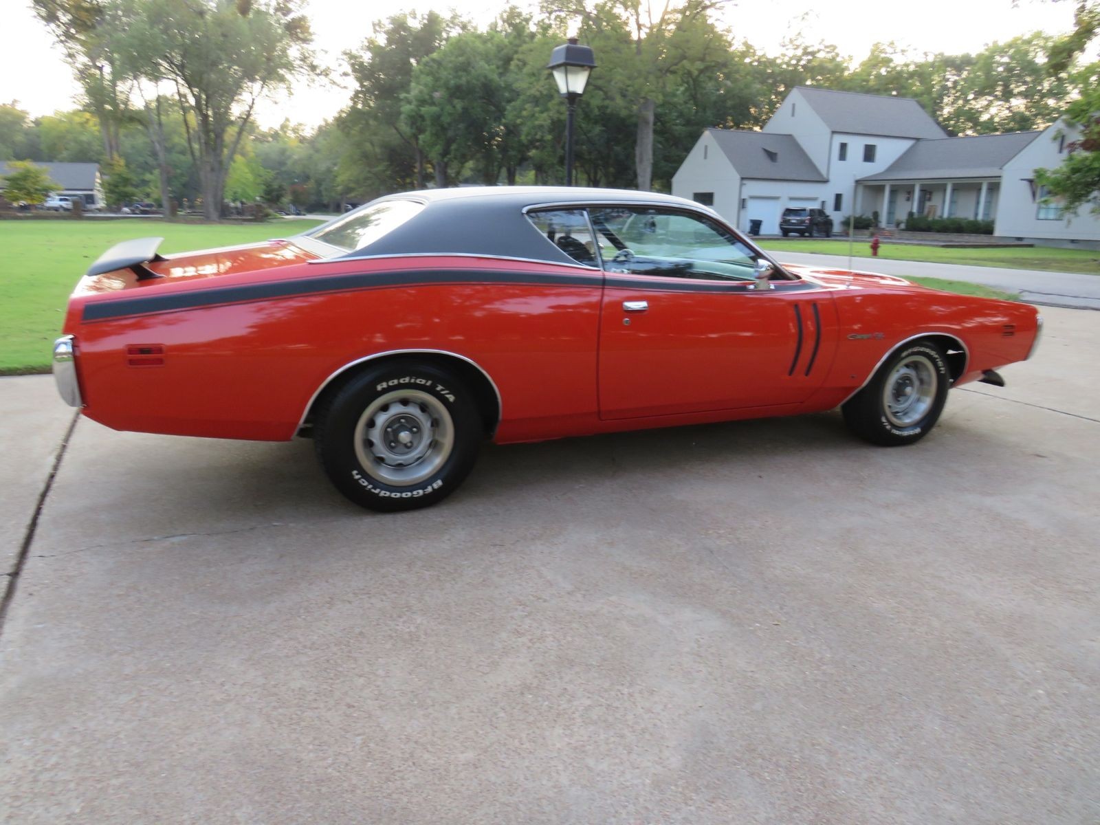 Dodge-Charger-1971-Coupe-3