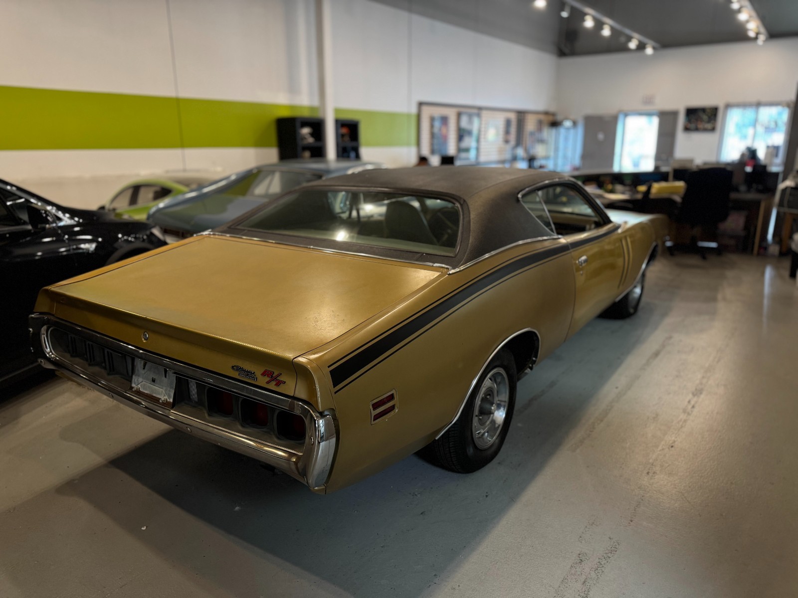 Dodge-Charger-1971-Coupe-4