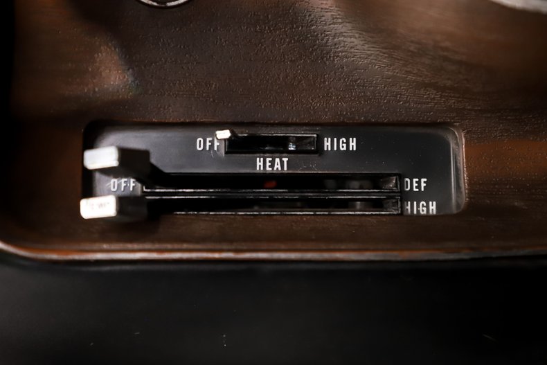 Dodge-Charger-1971-Hemi-Orange-Black-10